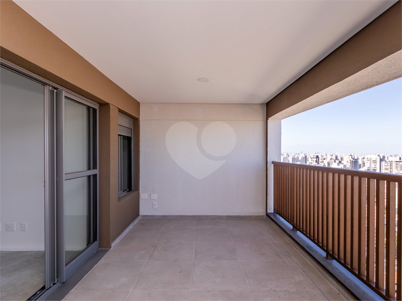 Apartamento à venda com 4 quartos, sendo 2 suítes, em Vila Gumercindo, São Paulo, SP