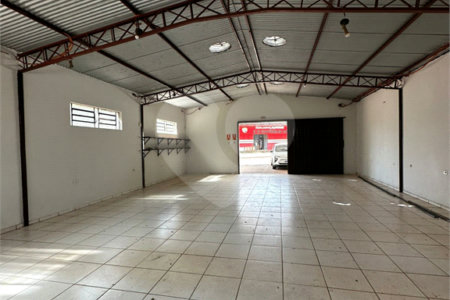 Salão à venda ou para alugar em Parque dos Ipês I, Ponta Porã, MS