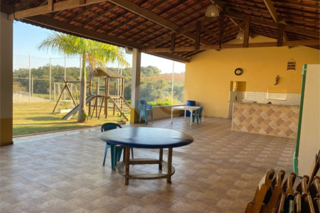 Chácara à venda com 4 quartos, sendo 2 suítes, em Monte Bianco, Araçoiaba da Serra, SP