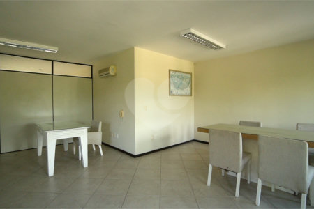 Prédio à venda no Centro / Arraial D'ajuda, Porto Seguro, BA