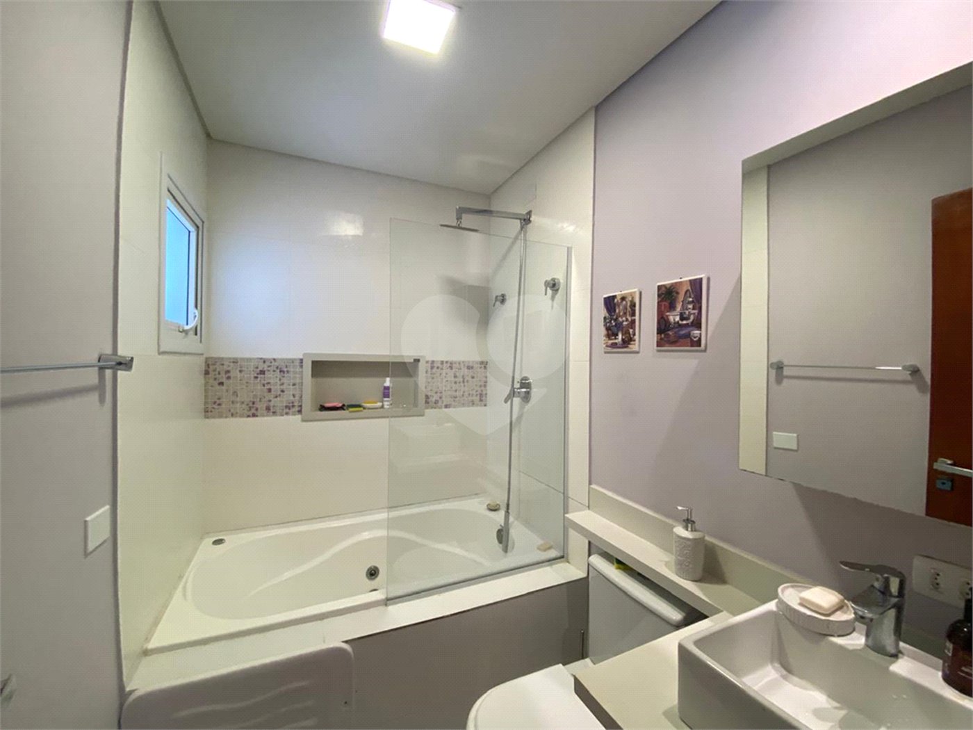 Casa à venda com 4 suítes no condomínio Alpes da Cantareira, Mairiporã - SP