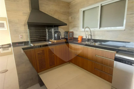 Casa à venda com 4 suítes no condomínio Alpes de Vinhedo, Vinhedo - SP