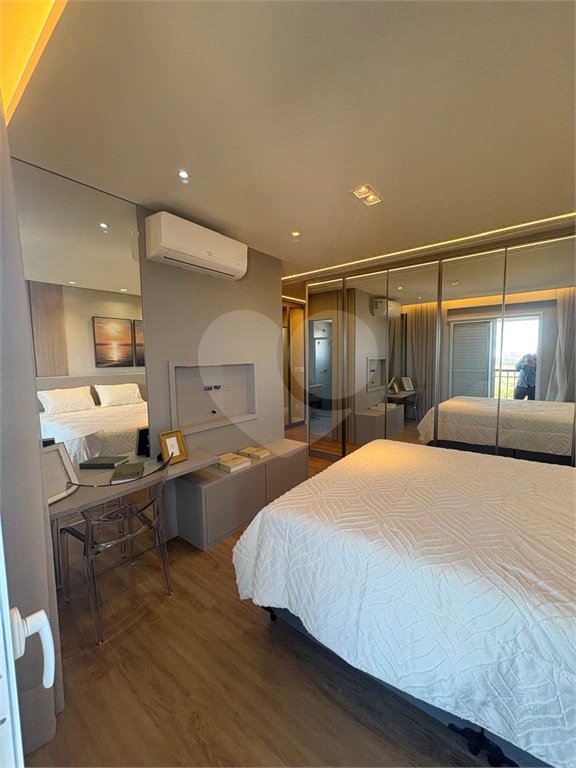 Apartamento à venda com 3 suítes em Urbanova, São José dos Campos, SP