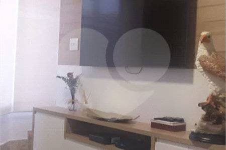 Casa à venda com 2 suítes no condomínio Residencial Veneza, São Paulo - SP