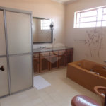 Casa à venda ou para alugar com 5 quartos, sendo 3 suítes,  no Centro, Atibaia, SP