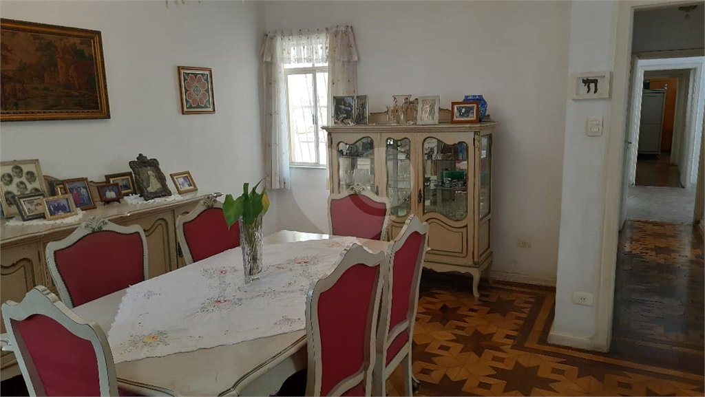 Casa à venda com 4 quartos em Jardim Europa, São Paulo, SP