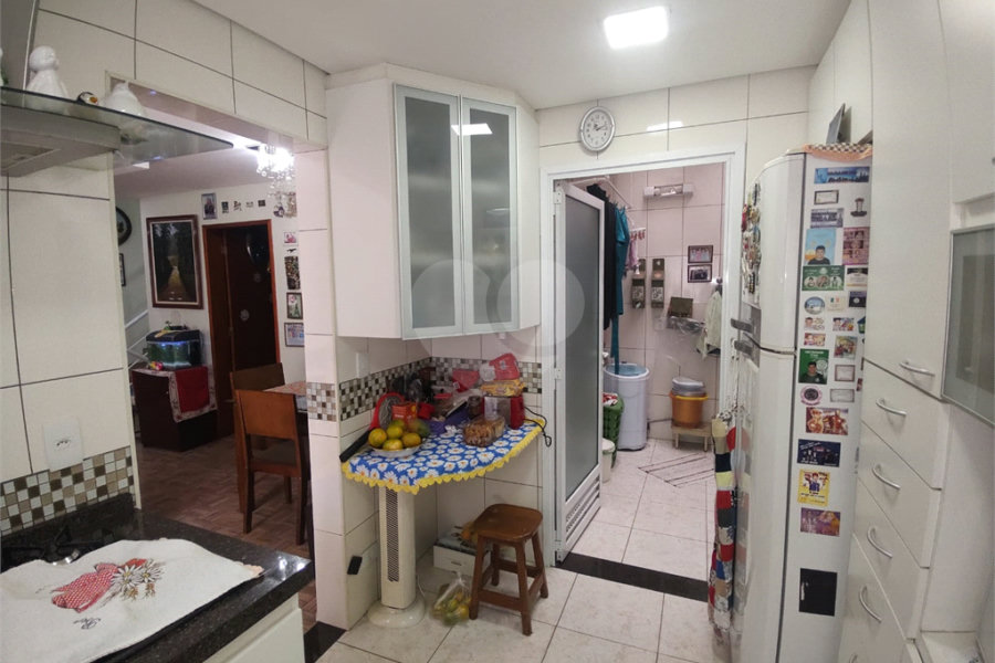Casa à venda com 3 suítes no condomínio Morada das Hortênsias, São Paulo - SP