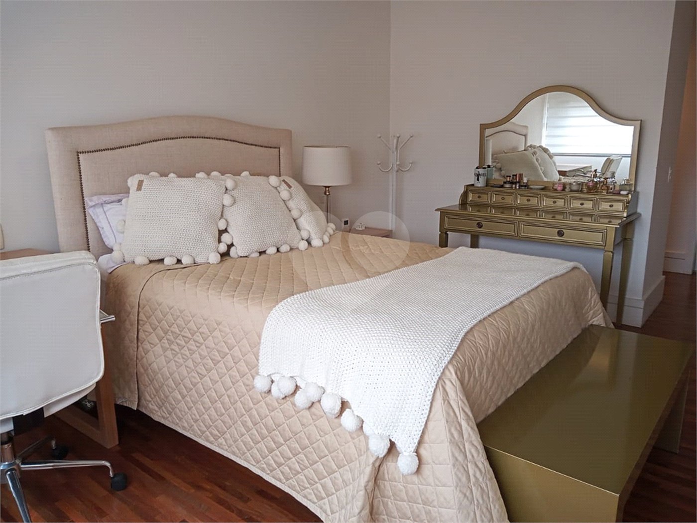 Apartamento à venda com 3 quartos, sendo 1 suíte, em Higienópolis, São Paulo, SP
