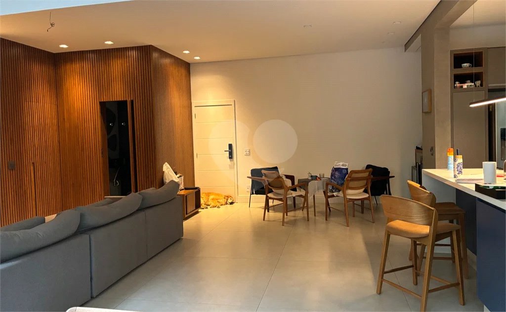 Apartamento Garden na Mooca de 322m² com 3 suítes e 5 vagas.