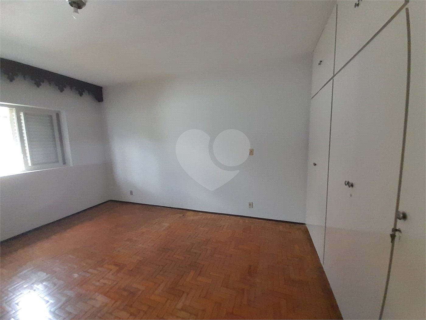 Casa Disponível para Venda ou Locação na Vila Nery – Ideal para Residência ou Comércio