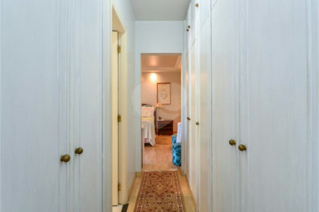 Apartamento à venda com 3 suítes em Vila Suzana, São Paulo, SP