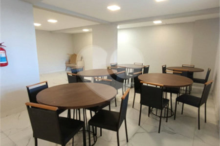 Apartamento à venda com 1 quarto em Vila Mazzei, São Paulo, SP