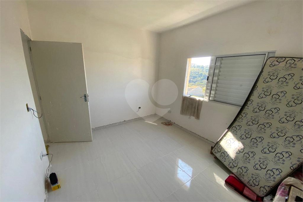 Sobrado à venda com 3 quartos, sendo 1 suíte,  em Canjica (terra Preta), Mairiporã, SP