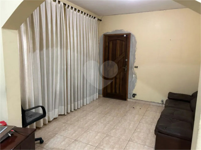 Casa à venda com 3 quartos, sendo 1 suíte,  em São João Clímaco, São Paulo, SP