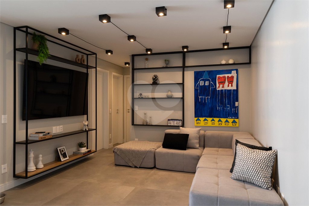 Apartamento à venda com 3 quartos, sendo 1 suíte,  em Alto da Lapa, São Paulo, SP