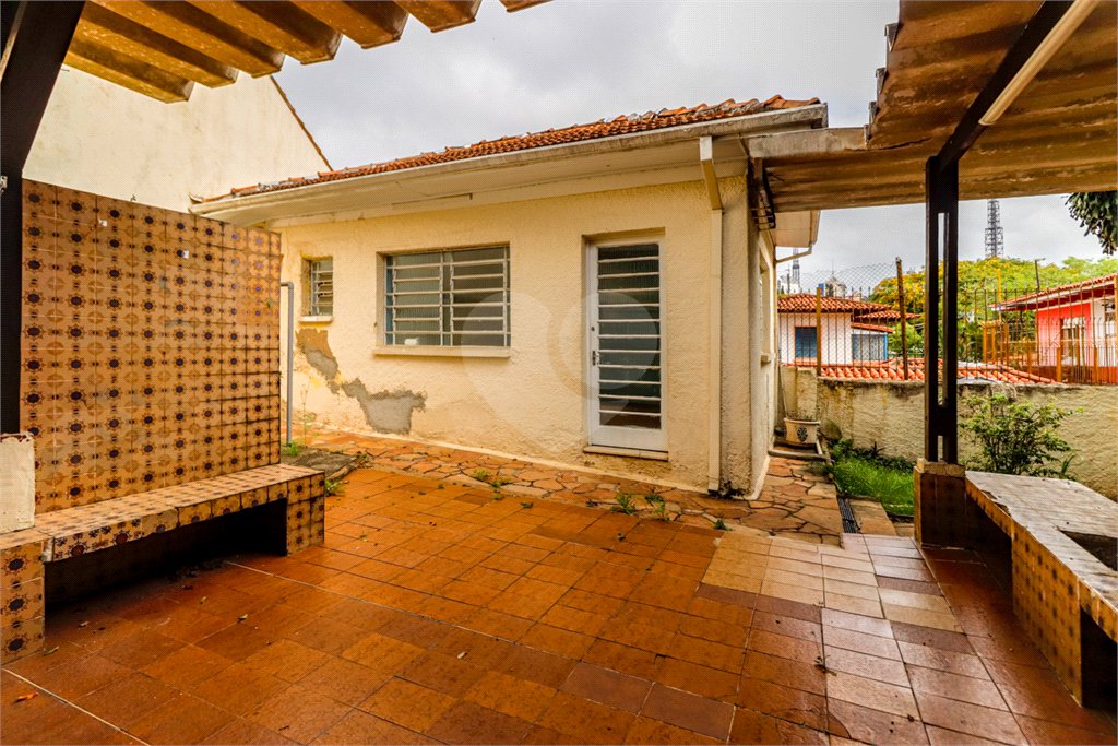 Casa à venda ou para alugar com 4 quartos, sendo 1 suíte,  em Pacaembu, São Paulo, SP