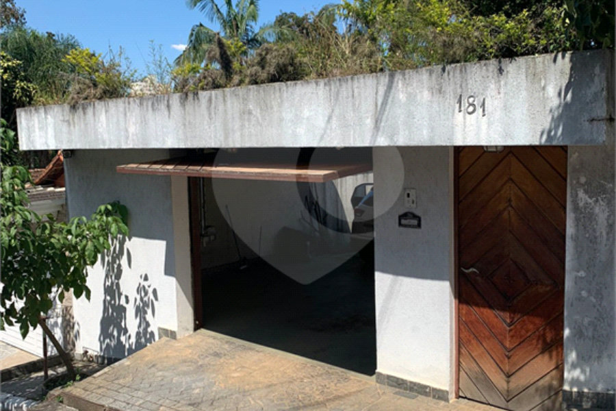 Casa à venda com 3 quartos em Horto Florestal, São Paulo, SP