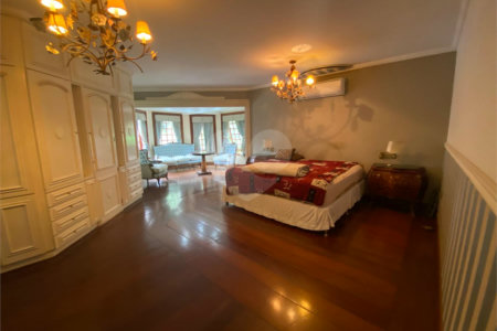 Casa à venda ou para alugar com 5 quartos, sendo 3 suítes,  em Fazenda Morumbi, São Paulo, SP