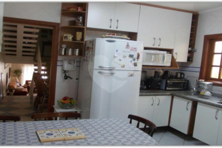 Sobrado à venda com 3 quartos, sendo 2 suítes, em Água Fria, São Paulo, SP
