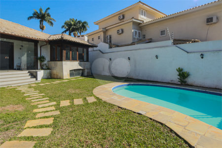 Casa Térrea à venda ou para alugar com 4 quartos, sendo 3 suítes, em Alto da Boa Vista, São Paulo, SP