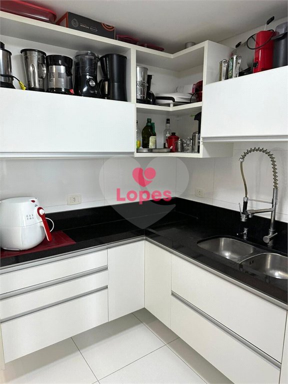 Apartamento à venda com 3 quartos, sendo 2 suítes, em Parque Residencial Aquarius, São José dos Campos, SP