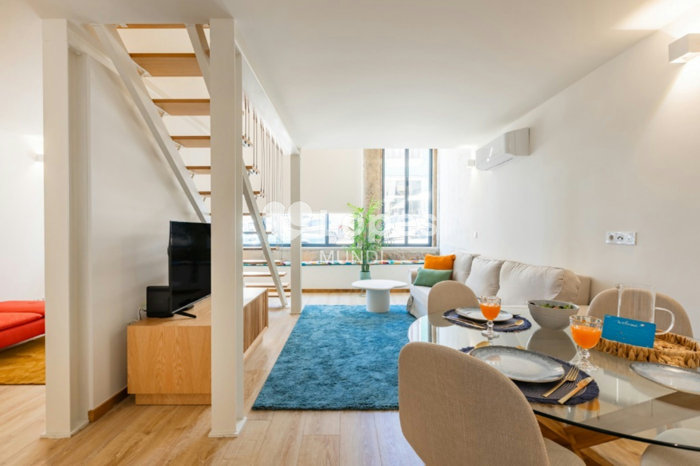 Apartamento T2 Duplex à venda no Bonfim, Porto, Portugal – Mobiliado