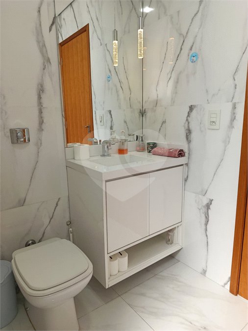 Sobrado à venda com 3 quartos, sendo 1 suíte, em Vila Prudente, São Paulo, SP