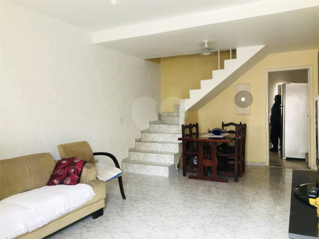 Sobrado à venda com 2 quartos em Vila Paulicéia, São Paulo, SP