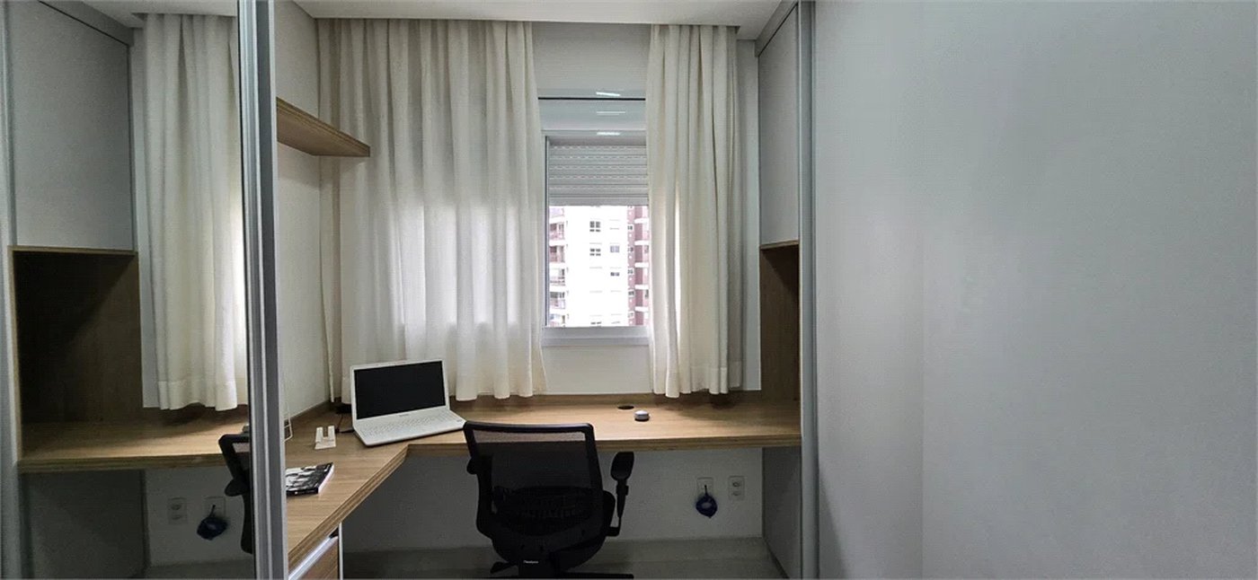 Apartamento à venda com 2 quartos, sendo 1 suíte,  em Vila Andrade, São Paulo, SP