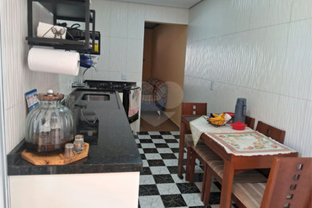 Casa à venda com 2 quartos no condomínio Vila da Prata I, Mogi das Cruzes - SP