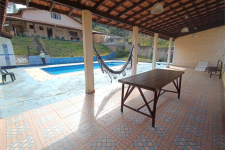 Casa para alugar com 3 suítes em Jardim Rene, São Roque, SP