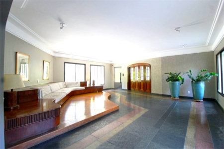 Apartamento à venda com 3 quartos, sendo 1 suíte, em Indianópolis, São Paulo, SP