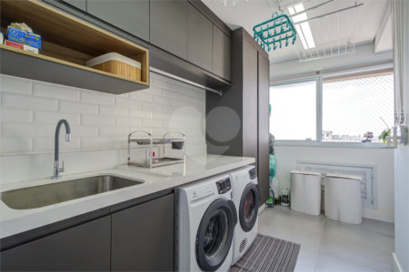 Apartamento à venda com 3 suítes em Vila Mascote, São Paulo, SP