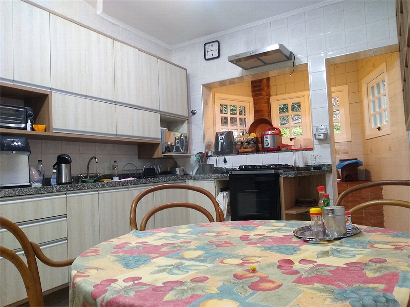 Casa à venda com 4 suítes no condomínio Alpes da Cantareira, Mairiporã - SP