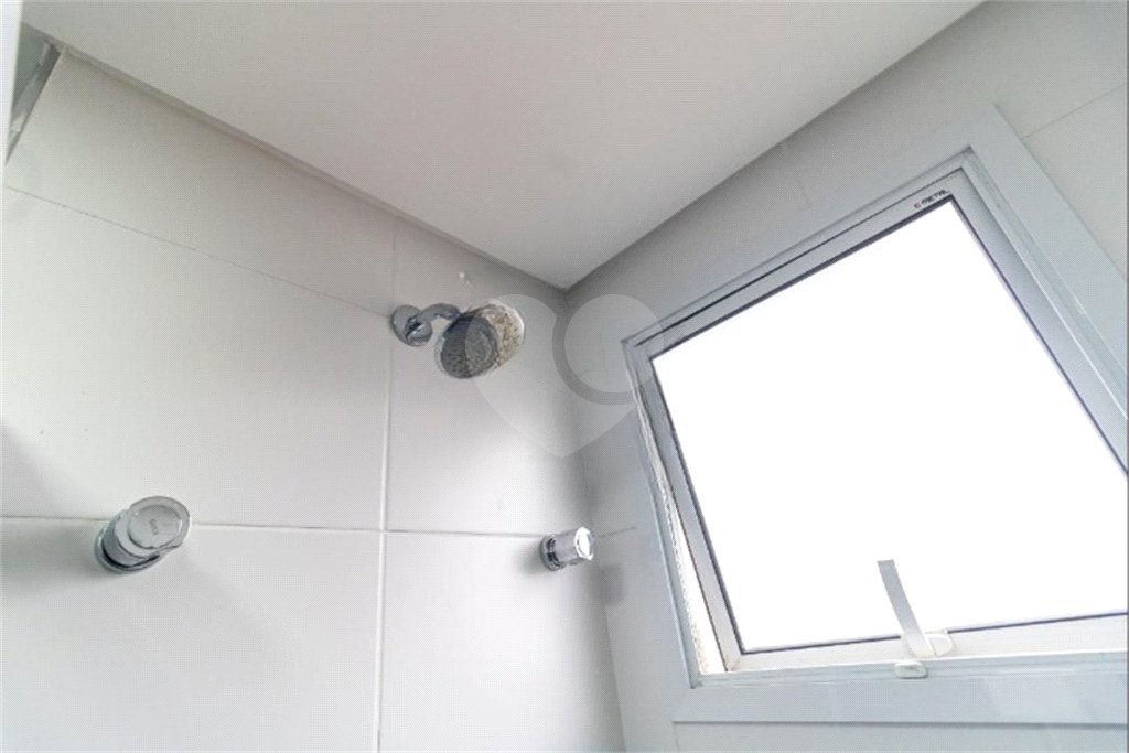 Apartamento de 02 dormitórios sendo 1 suíte