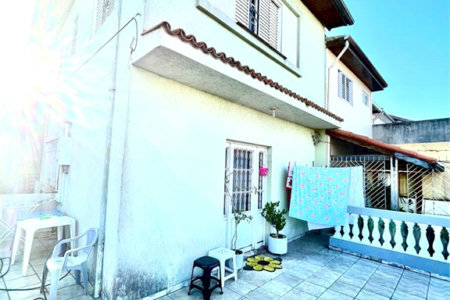 Sobrado à venda com 3 quartos, sendo 1 suíte, em Vila Medeiros, São Paulo, SP
