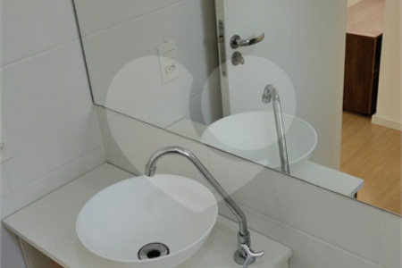 Apartamento à venda com 2 quartos em Vila Penteado, São Paulo, SP