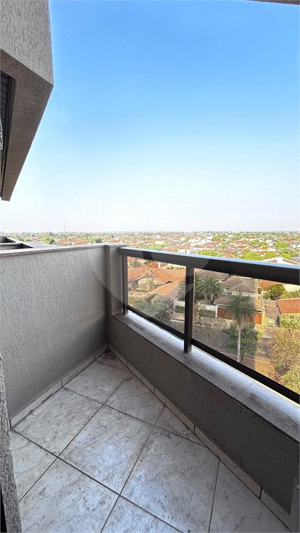 Apartamento à venda com 3 quartos, sendo 1 suíte, no Centro, Três Lagoas, MS