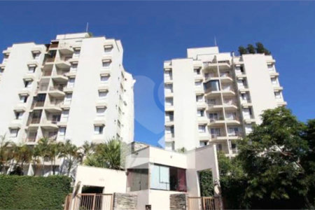 Apartamento à venda com 3 quartos, sendo 1 suíte,  em Jardim Simus, Sorocaba, SP