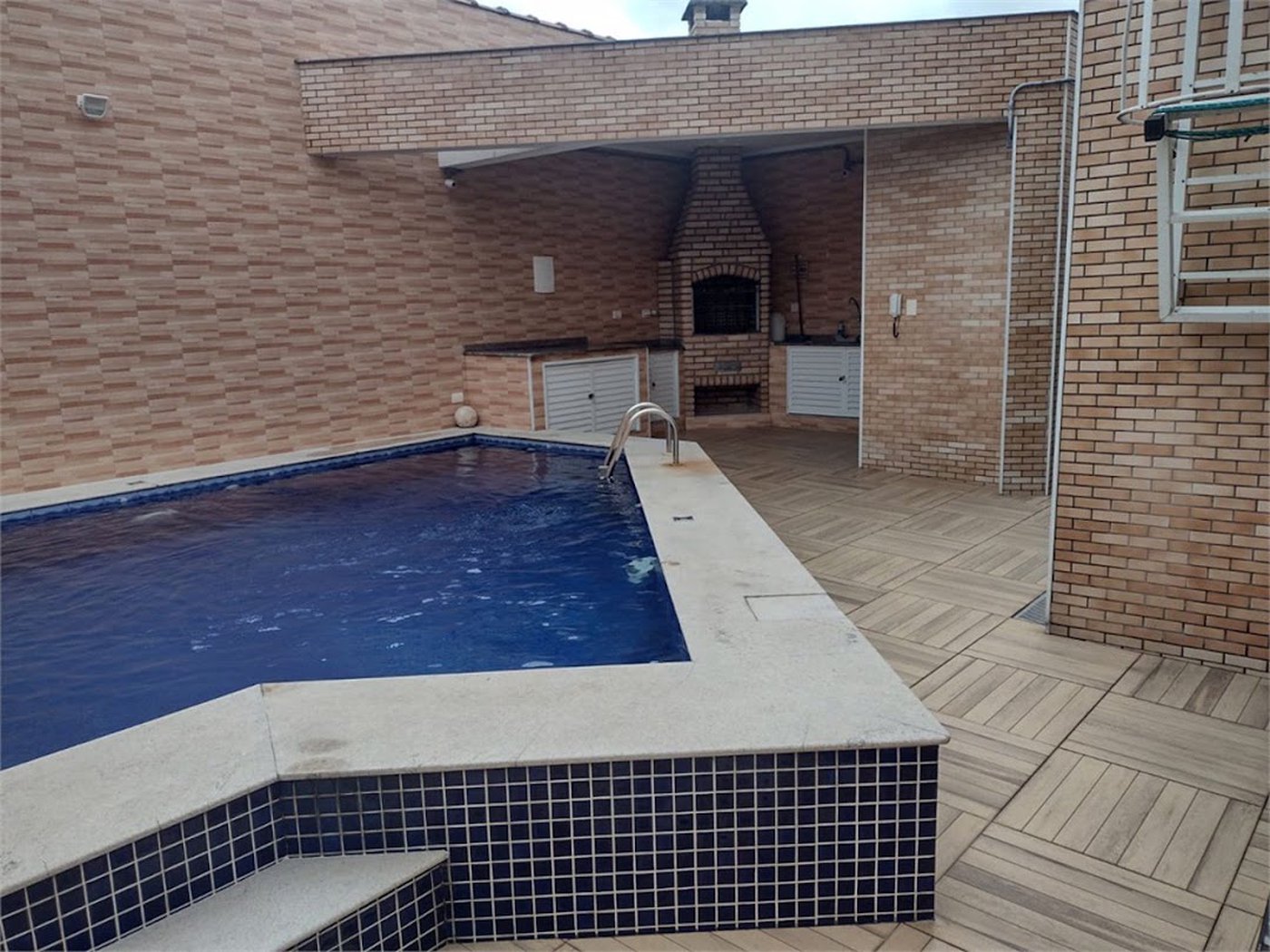 Casa Residencial à venda, Vila Voturuá, São Vicente - CA0151.