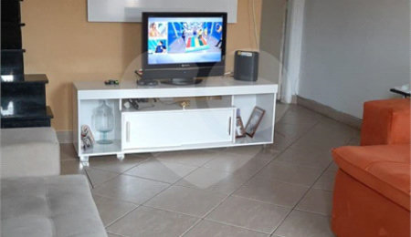 Sobrado à venda com 2 quartos em Vila Medeiros, São Paulo, SP