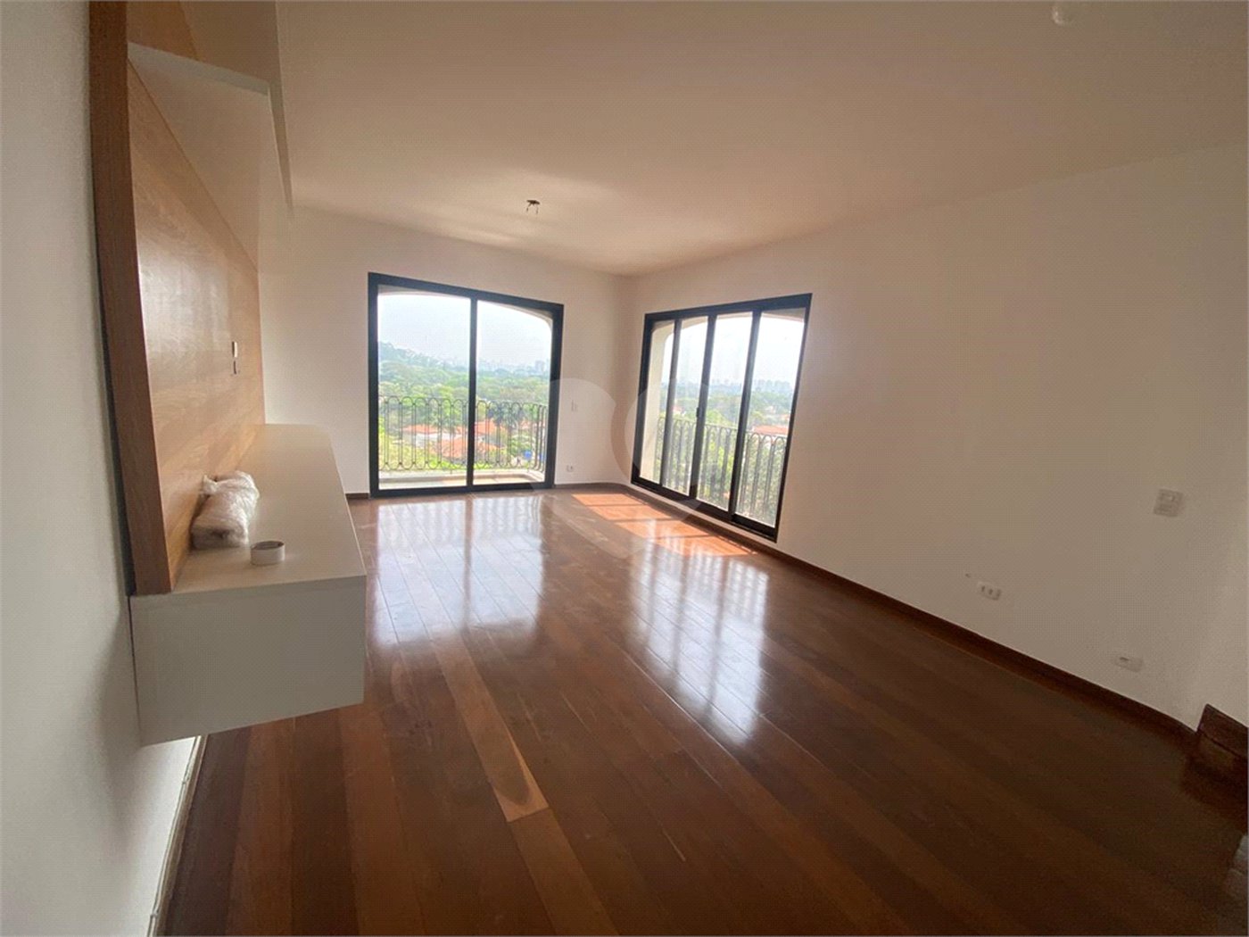 Apartamento para alugar com 3 suítes em Pinheiros, São Paulo, SP