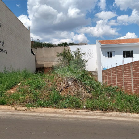 Terreno a venda no Jardim Medeiros