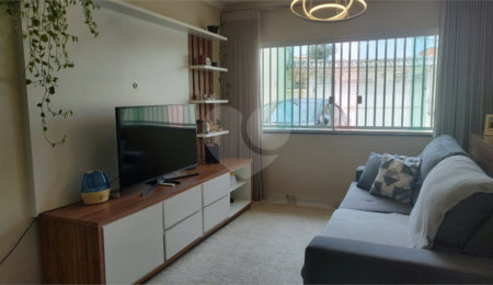 Sobrado à venda com 3 quartos, sendo 1 suíte,  em Chora Menino, São Paulo, SP