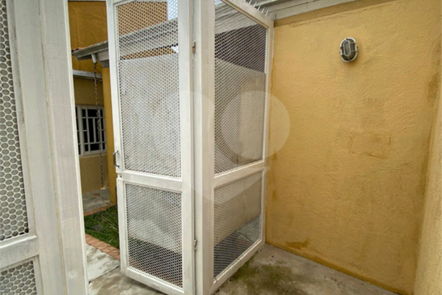 Sobrado à venda com 3 quartos, sendo 1 suíte, em Jabaquara, São Paulo, SP