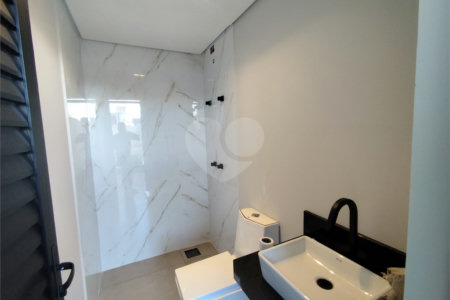Casa à venda com 4 quartos, sendo 3 suítes,  no condomínio Residencial Golden Ville, Itapetininga - SP