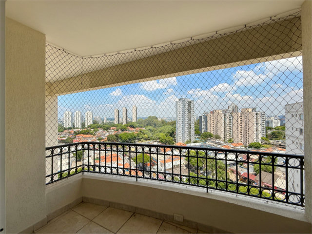 Apartamento à venda com 2 quartos, sendo 1 suíte,  em Jardim Marajoara, São Paulo, SP