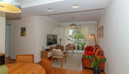 Apartamento à venda com 3 quartos, sendo 1 suíte,  em Jardim Marajoara, São Paulo, SP