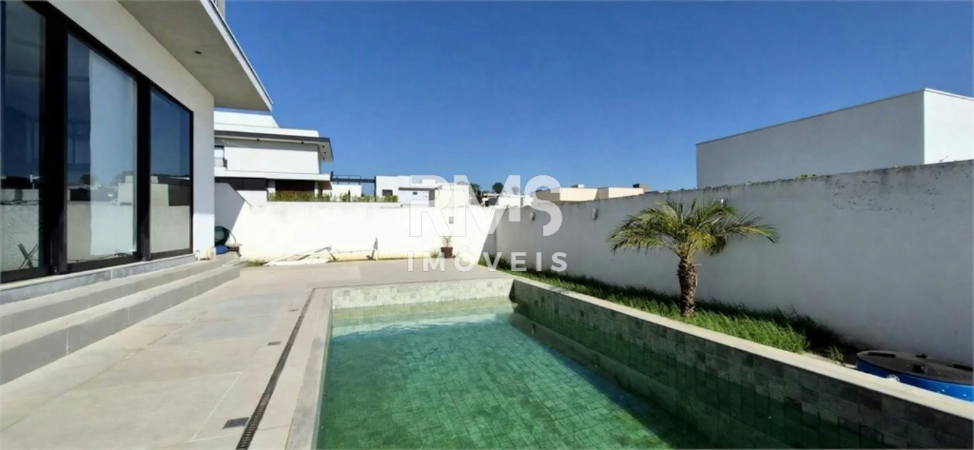 Casa à venda com 3 suítes no condomínio Residencialsaint Paul, Itu - SP