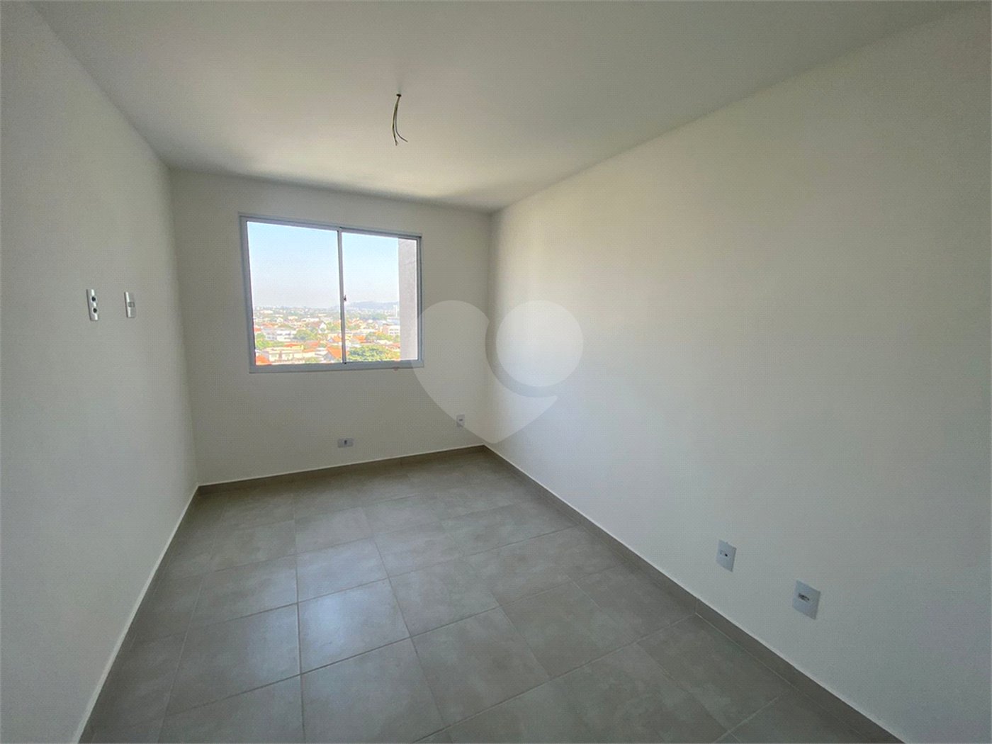 Apartamento à venda com 2 quartos, sendo 1 suíte, em Campo Grande, Rio de Janeiro, RJ